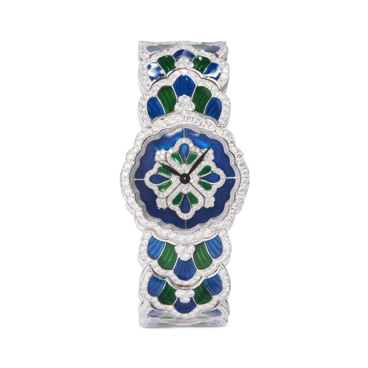 carave-paris-royal-sapphire-green-floral-diamond-watch_ab2ac1b7-c4fd-4f9c-9a02-443edef34c20.jpg