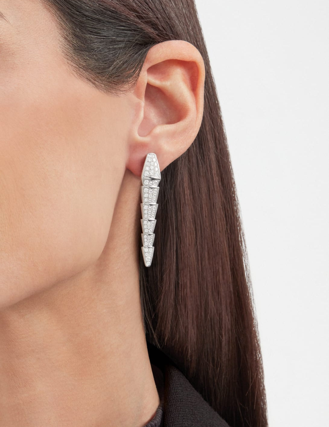 carave-paris-serpenti-pave-diamond-drop-earrings-white-gold_1.jpg