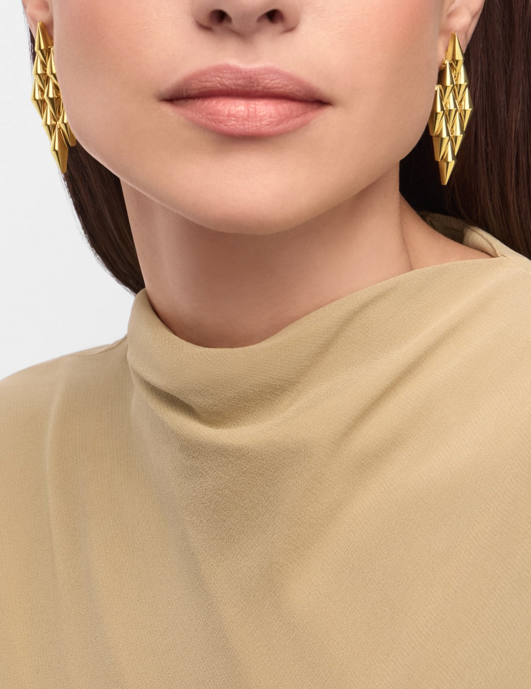 carave-paris-serpenti-pyramid-gold-drop-earrings_1.jpg