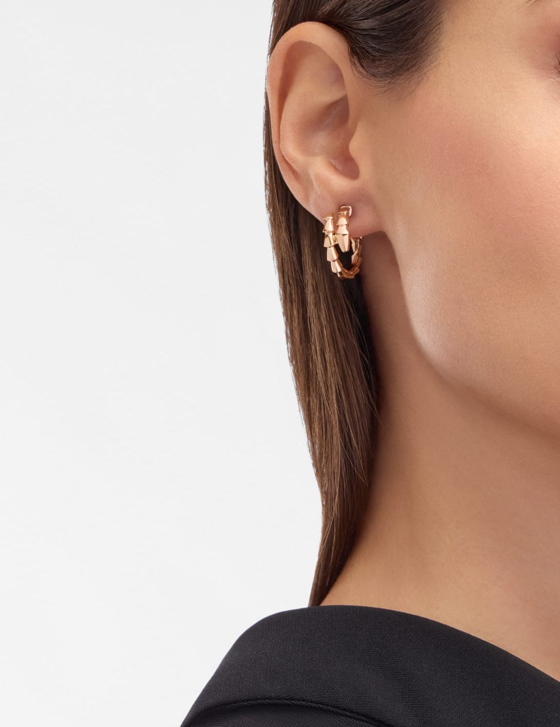 carave-paris-serpenti-viper-mini-hoop-earrings-yellow-gold_2.jpg