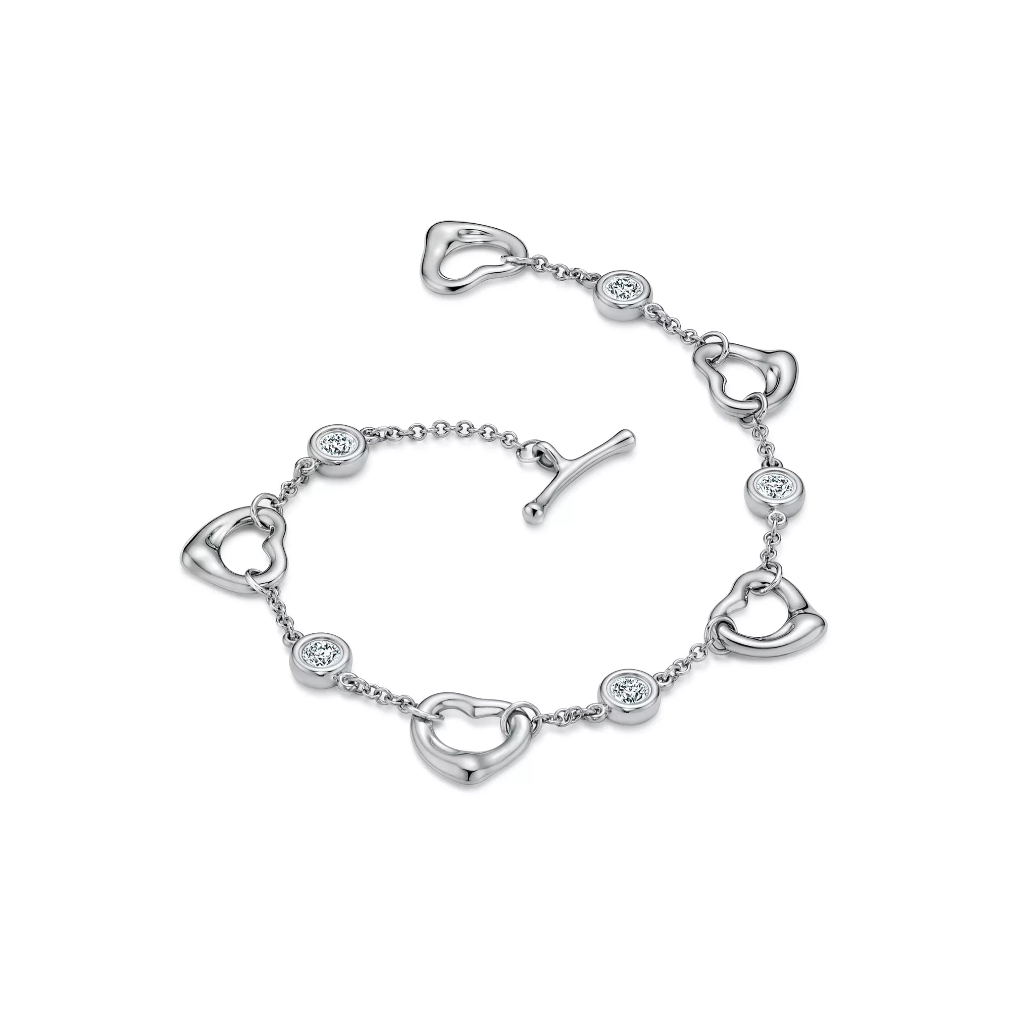 carave-paris-silver-heart-chain-bracelet-with-stone-detail_3.webp