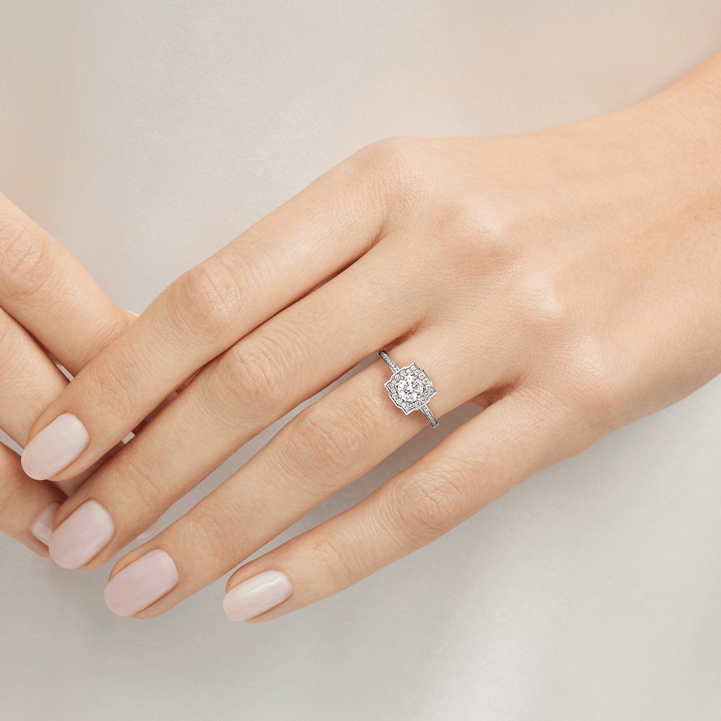 Carave Paris Vintage Halo Round Diamond Engagement Ring
