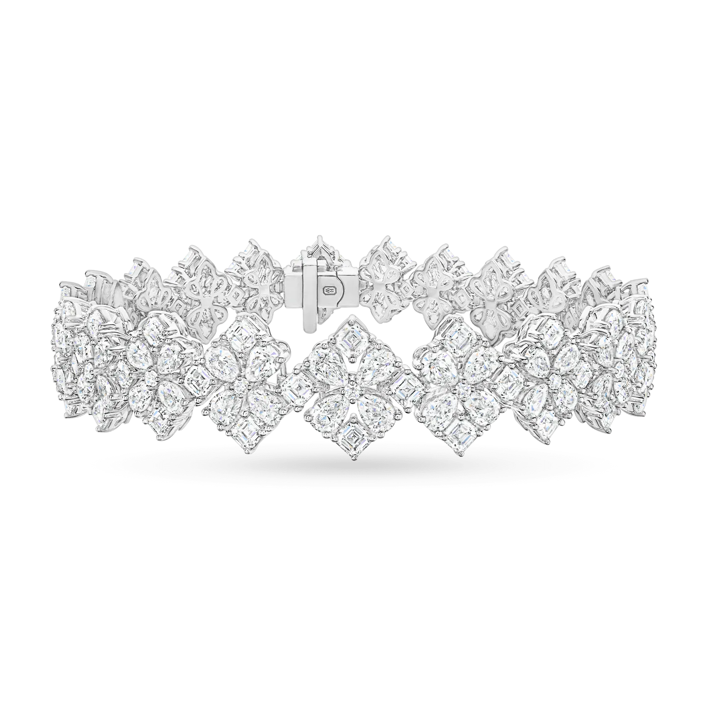 carave-paris-winston-couture-diamond-bracelet_7a8fd990-908e-401e-bb77-eb3c7a48dc2d.webp