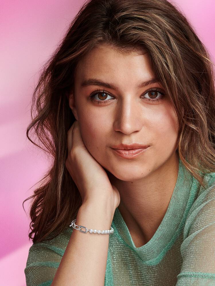 Sterling Silver Chain Bracelet with Freshwater Pearls