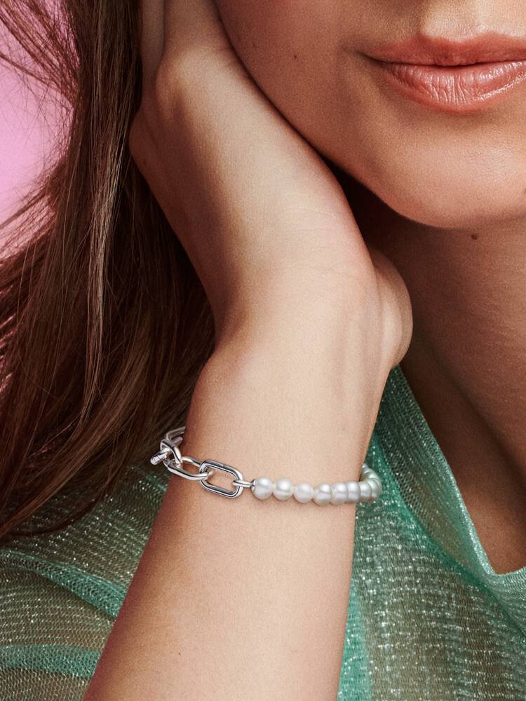 Sterling Silver Chain Bracelet with Freshwater Pearls