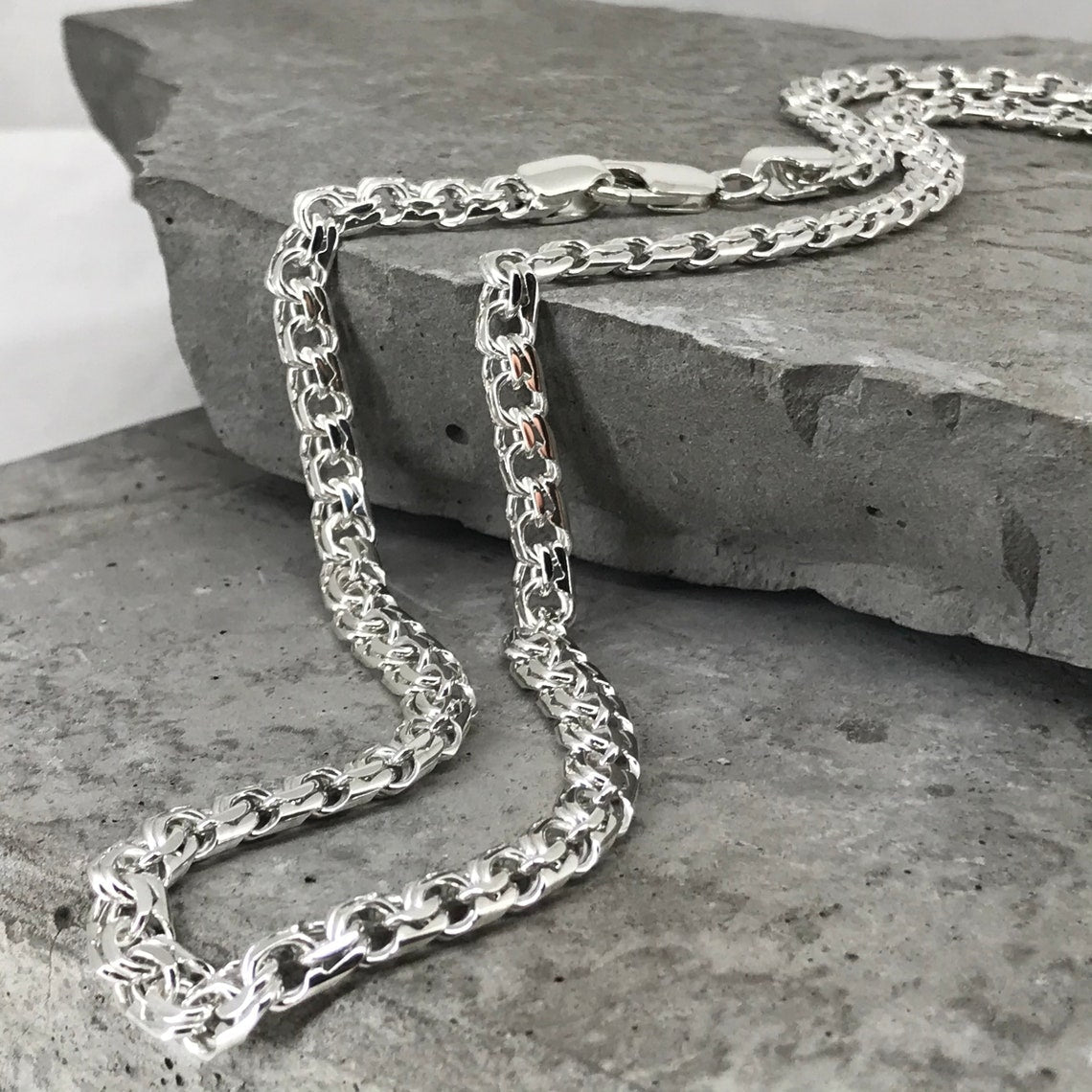 luxedazzl-chain-necklace-men-925-sterling_2_89d1f073-d160-44ba-b234-517f060540fa.jpg