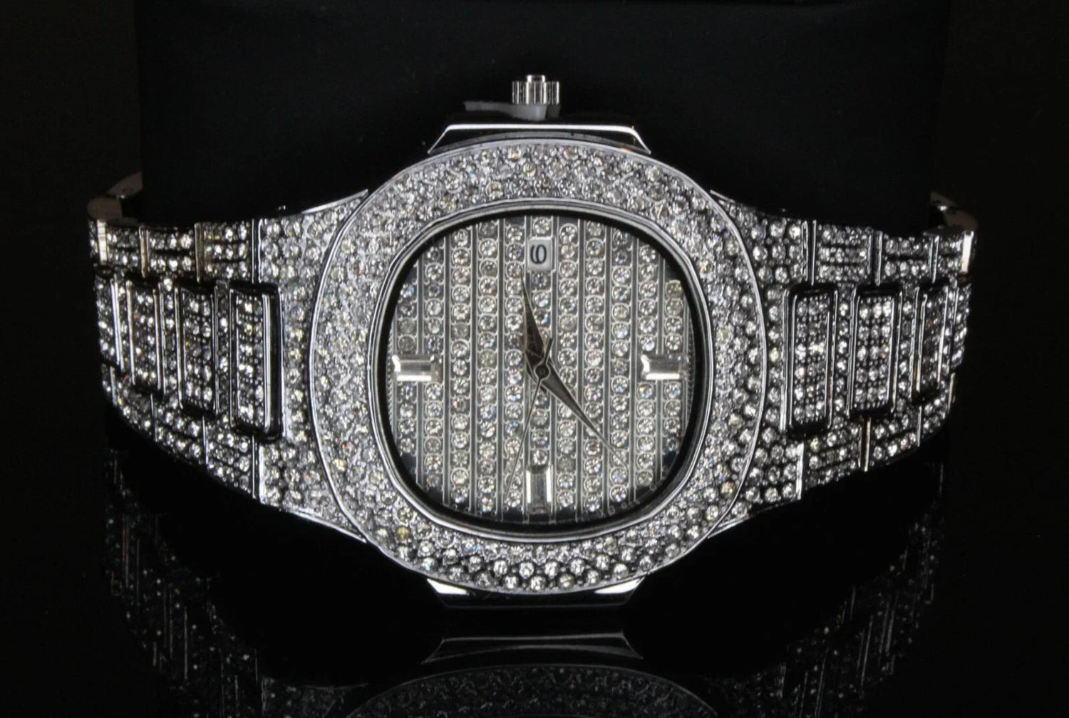 Carave Paris Eternal Iced Round Watch