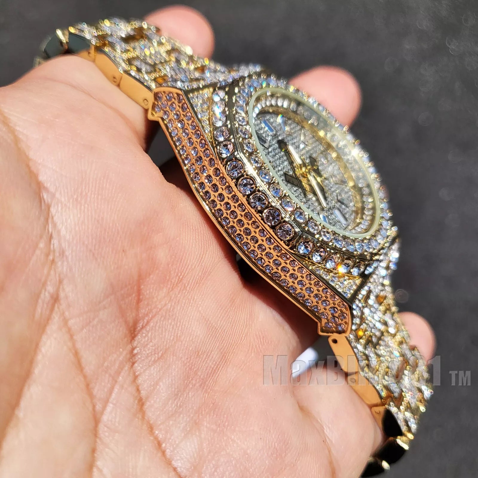 Classic Octagonal Dial Diamond Watch