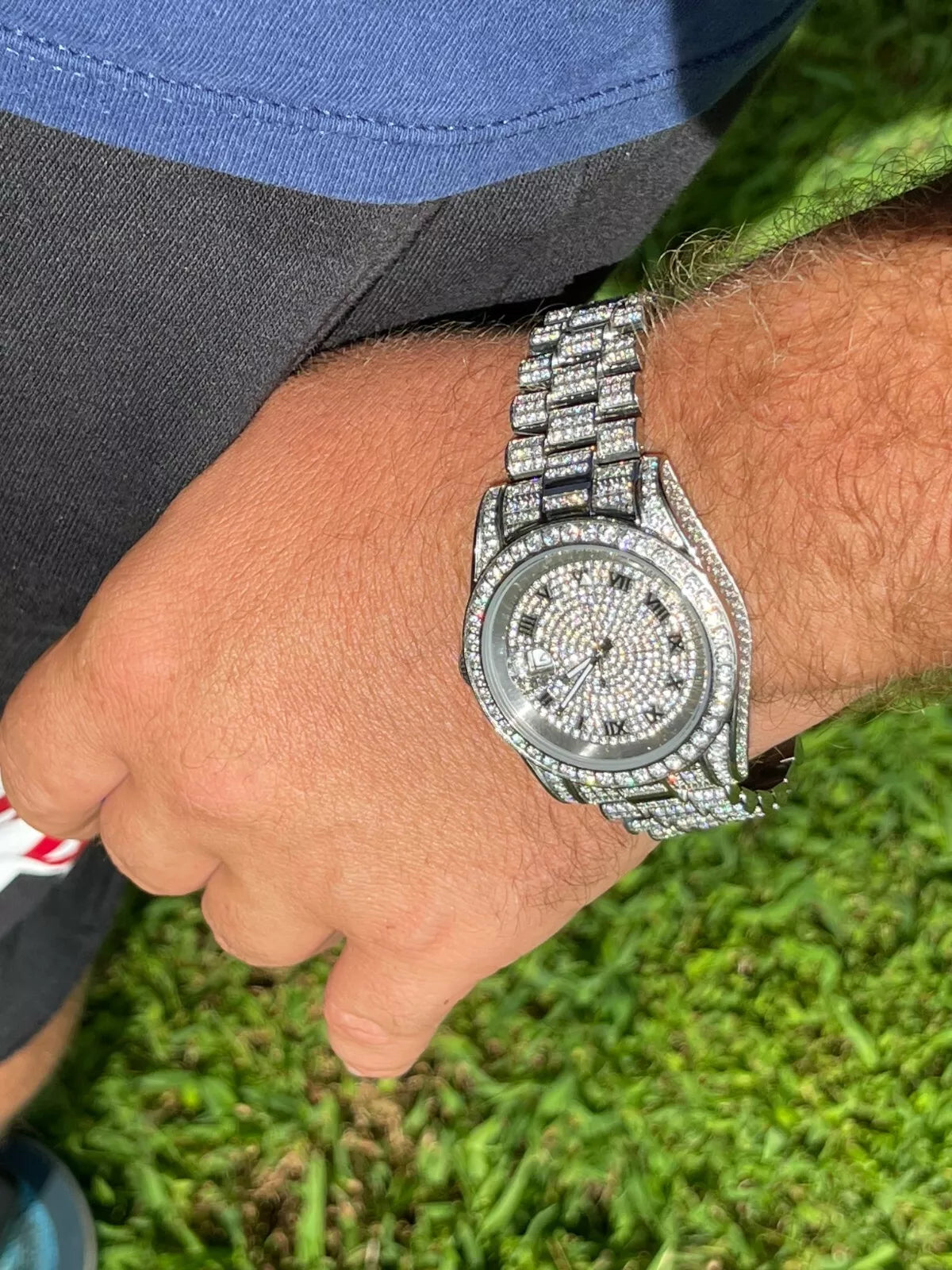 Classic Round Dial Diamond Watch