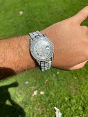 Classic Round Dial Diamond Watch