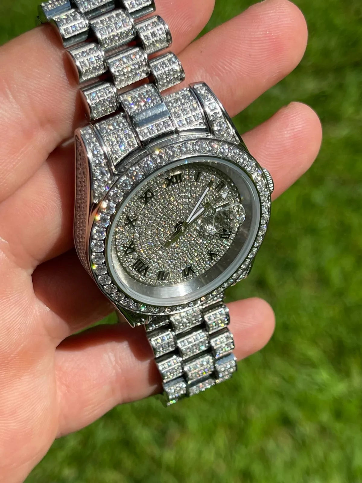 Classic Round Dial Diamond Watch