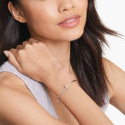 Rose Gold Sleek Crossover Bracelet