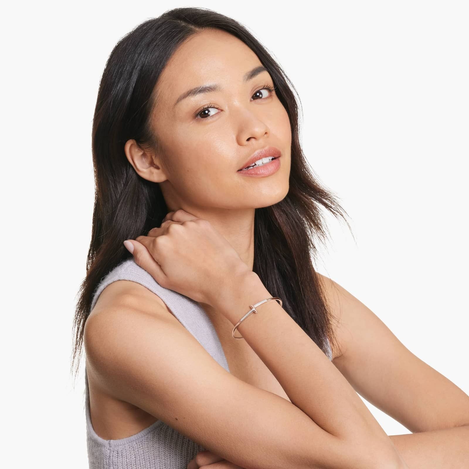 Rose Gold Sleek Crossover Bracelet