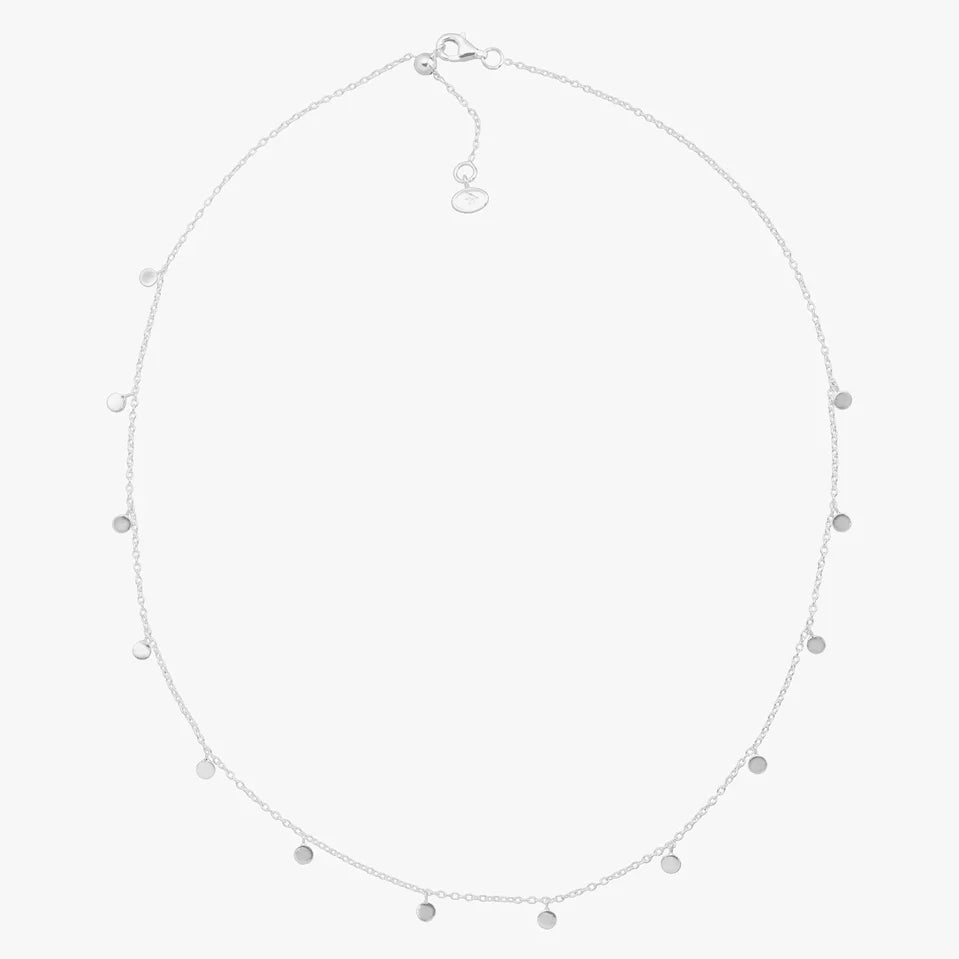 luxedazzl-silver-circle-pendant-necklace_433.webp