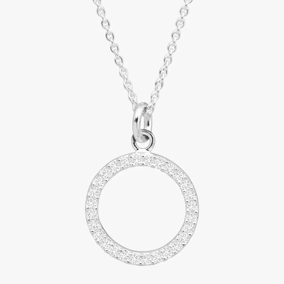 luxedazzl-silver-circle-pendant-necklace_47.webp