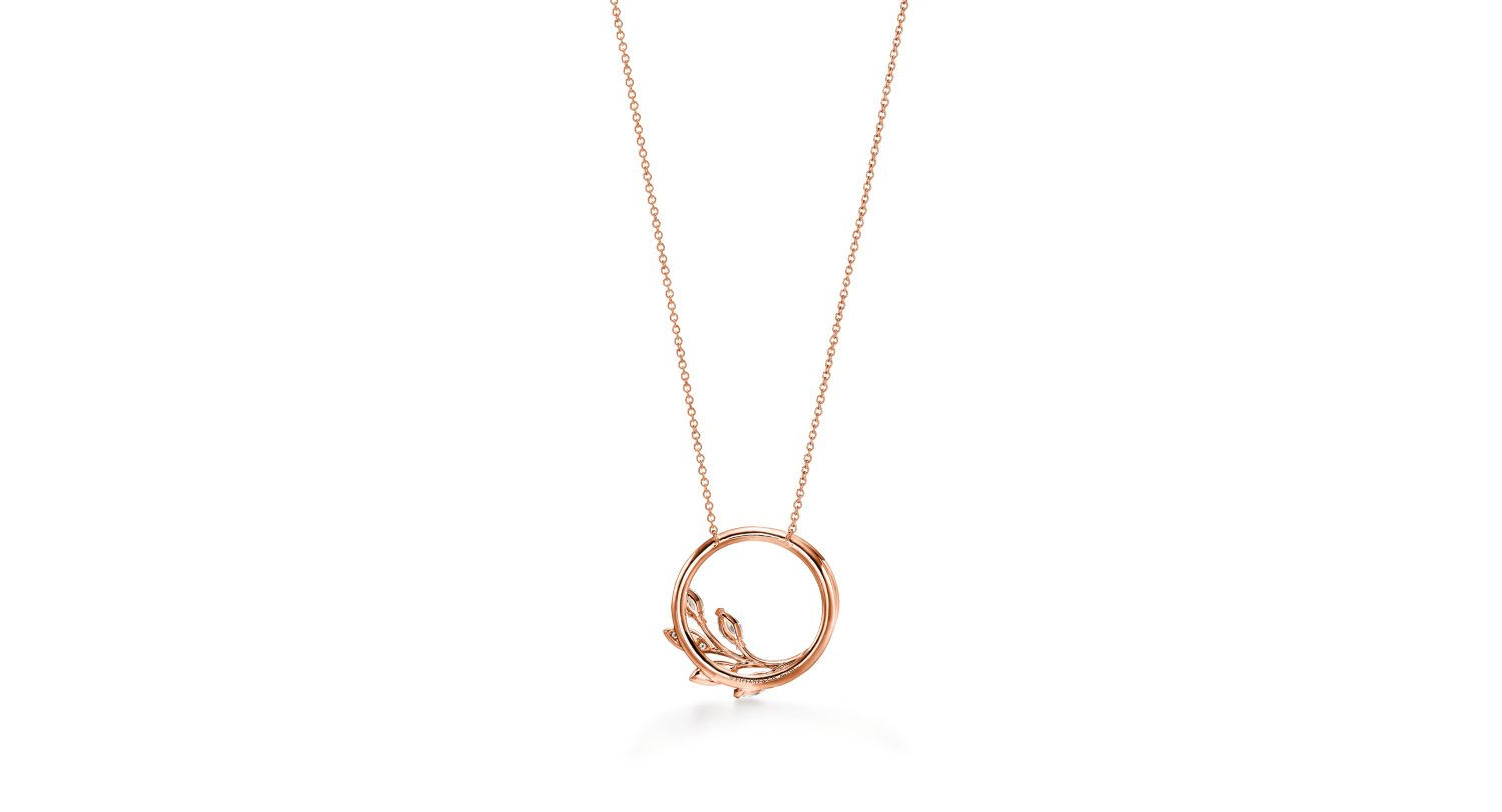 Silver Leaf Circle Pendant Necklace