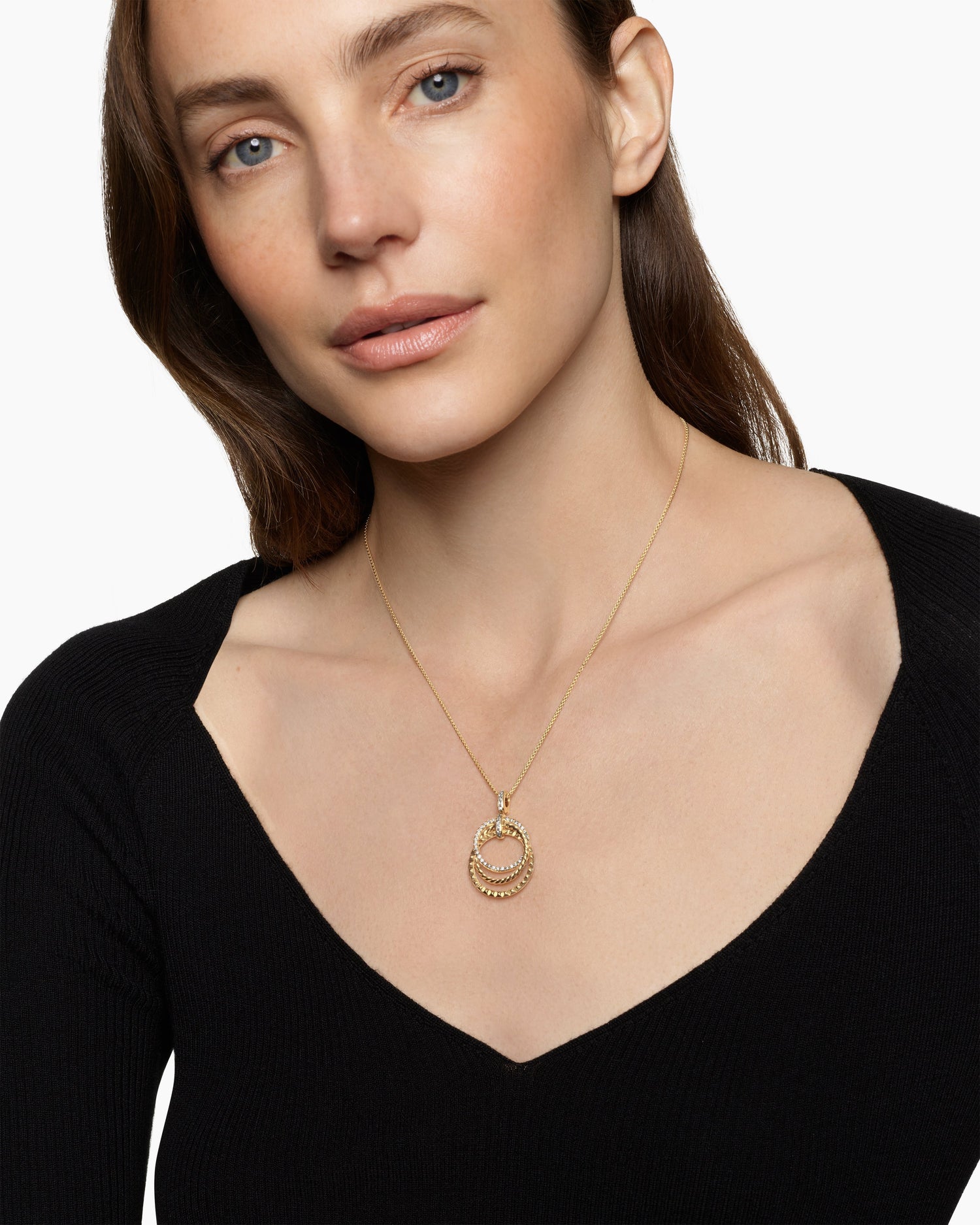 Carave Paris Triple Halo Textured Circle Pendant Necklace