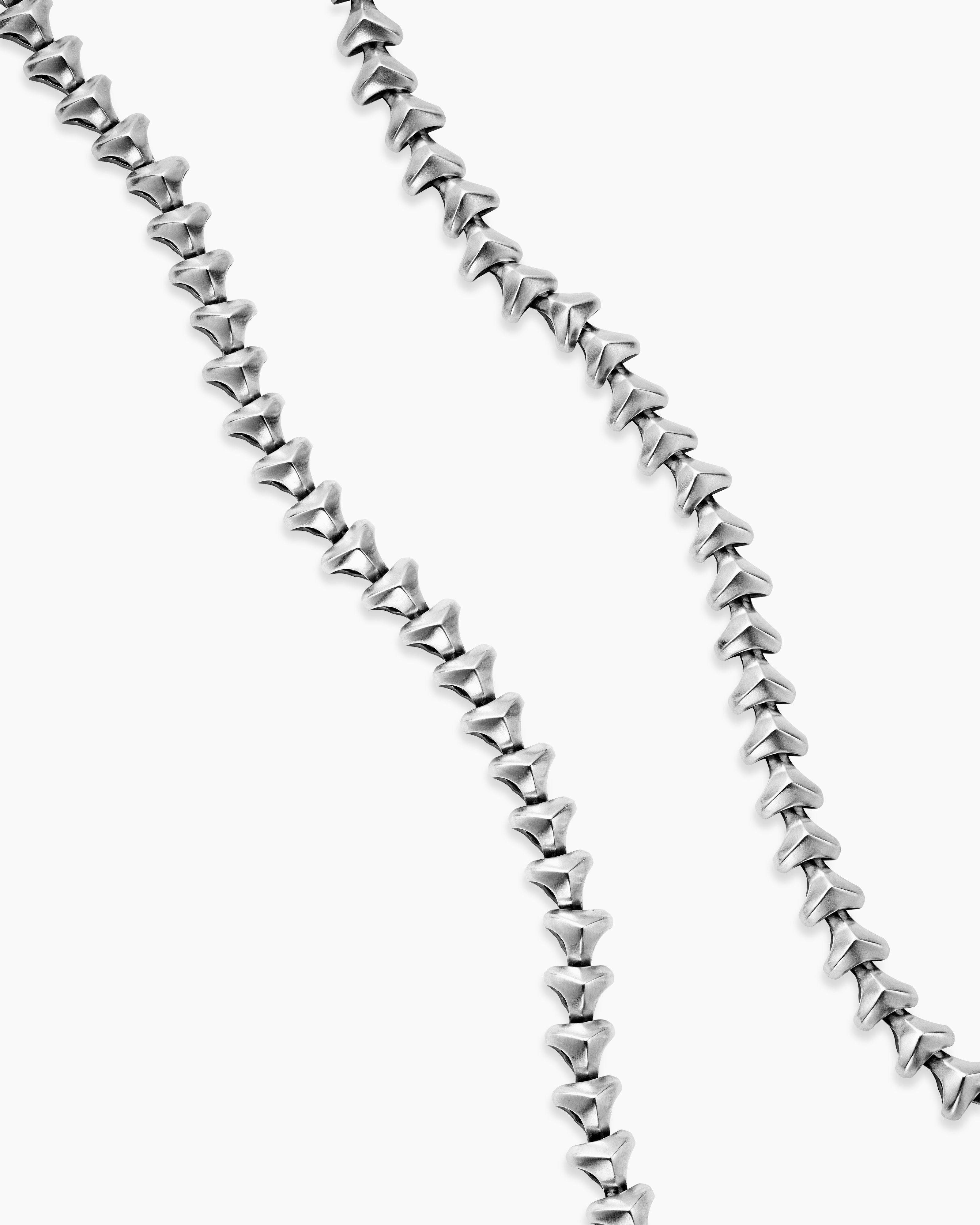 luxedazzl-silver-necklace-men-925-sterling_2_5b42d367-0052-4456-92f0-14f294676957.jpg