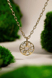 Luxury Silver Round Charm Pendant Necklace for Women