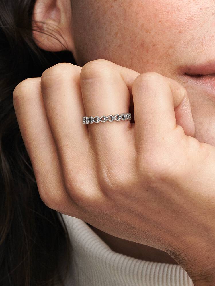 Carave Paris Heart Eternity Band Ring