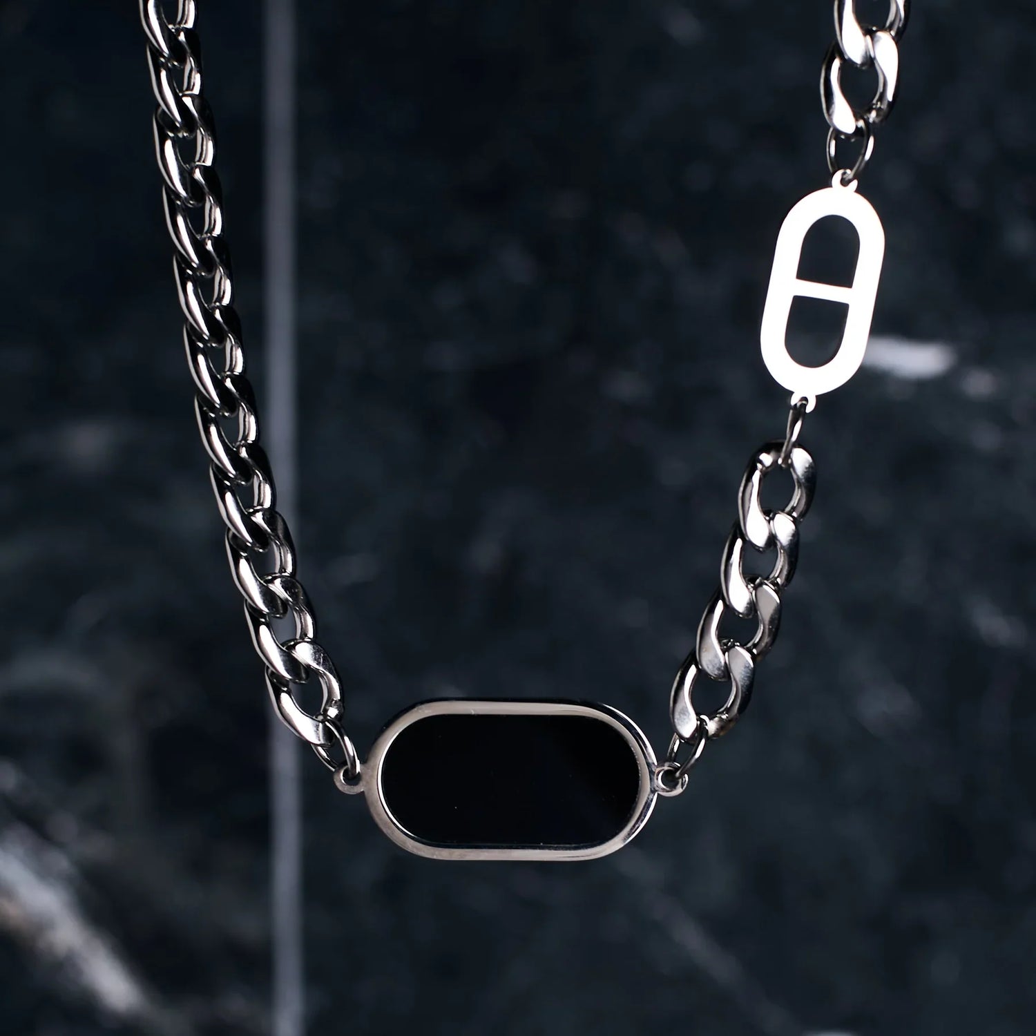 Carave Paris Onyx Link Chain Pendant Necklace