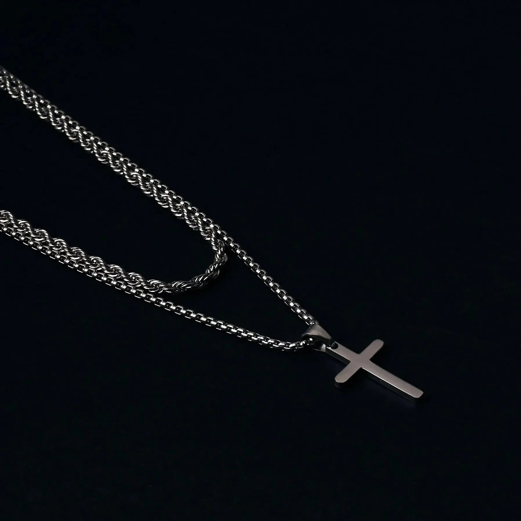 sterling-silver-cross-pendant-layered-necklace_4.webp