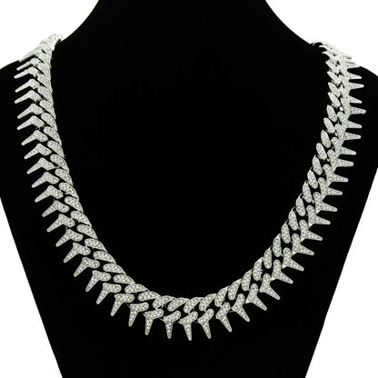 Carave Paris Pavé Fishtail Link Necklace