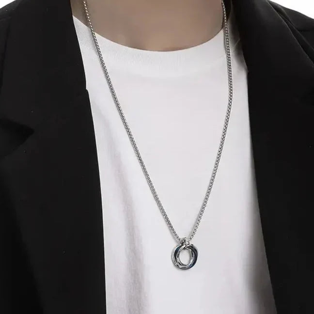 Carave Paris Interlocking Ring Pendant Necklace