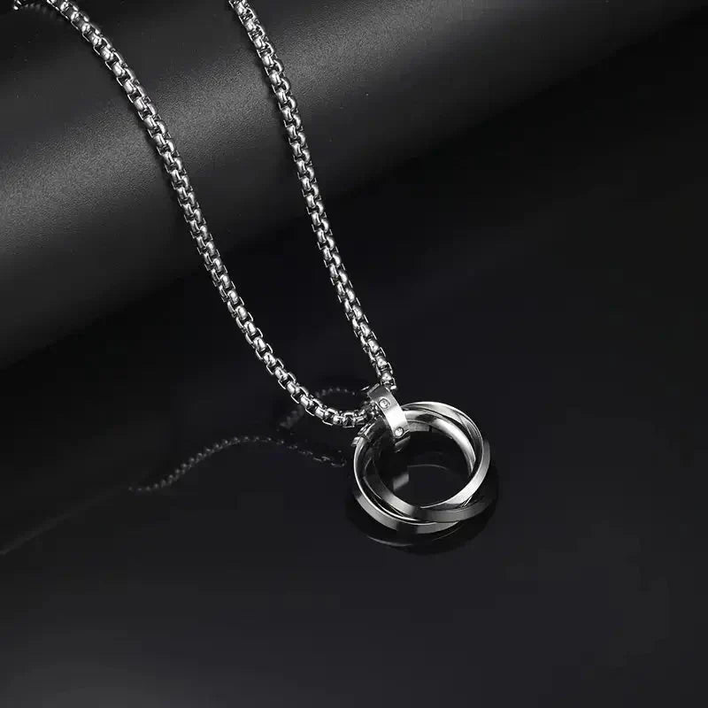 Carave Paris Interlocking Ring Pendant Necklace