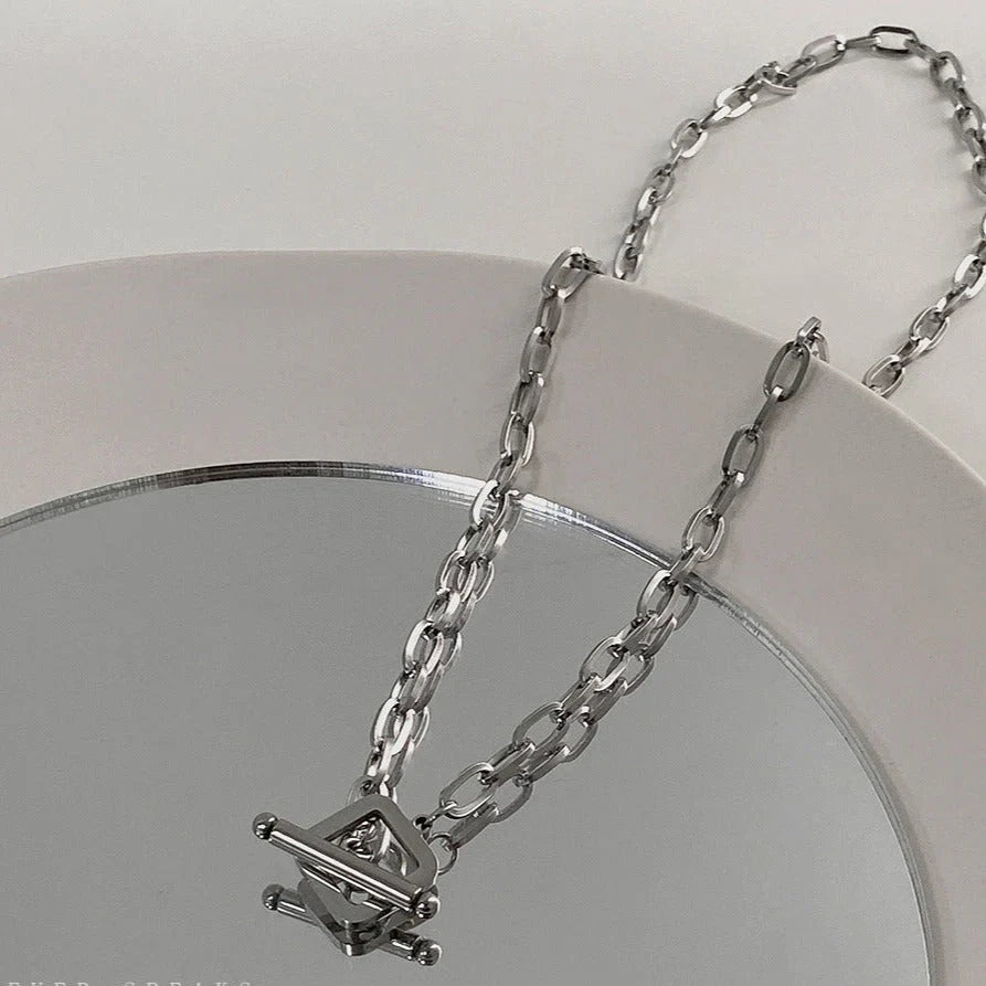 Carave Paris Geometric Link Chain Necklace with Toggle Clasp