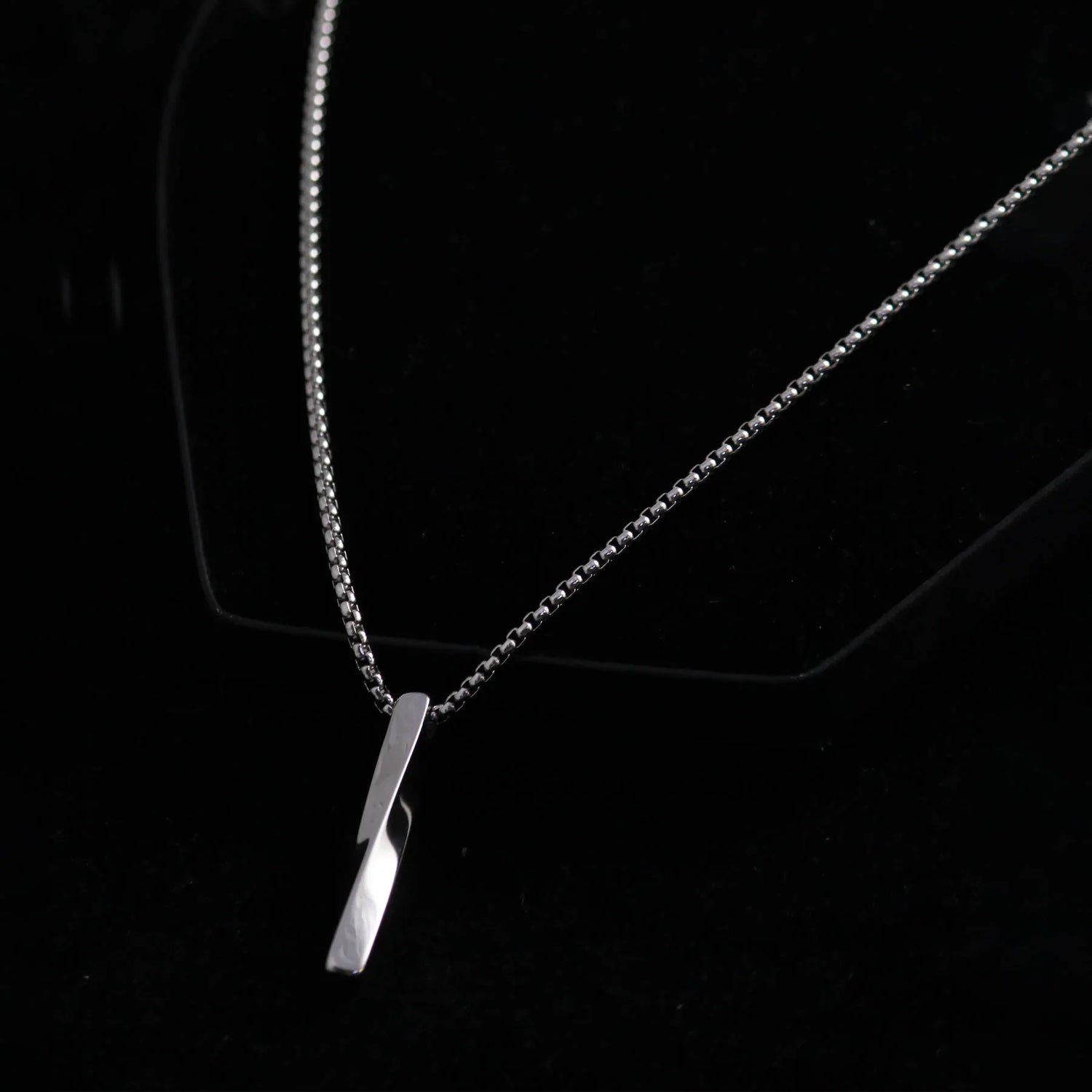 Carave Paris Minimalist Bar Pendant Necklace