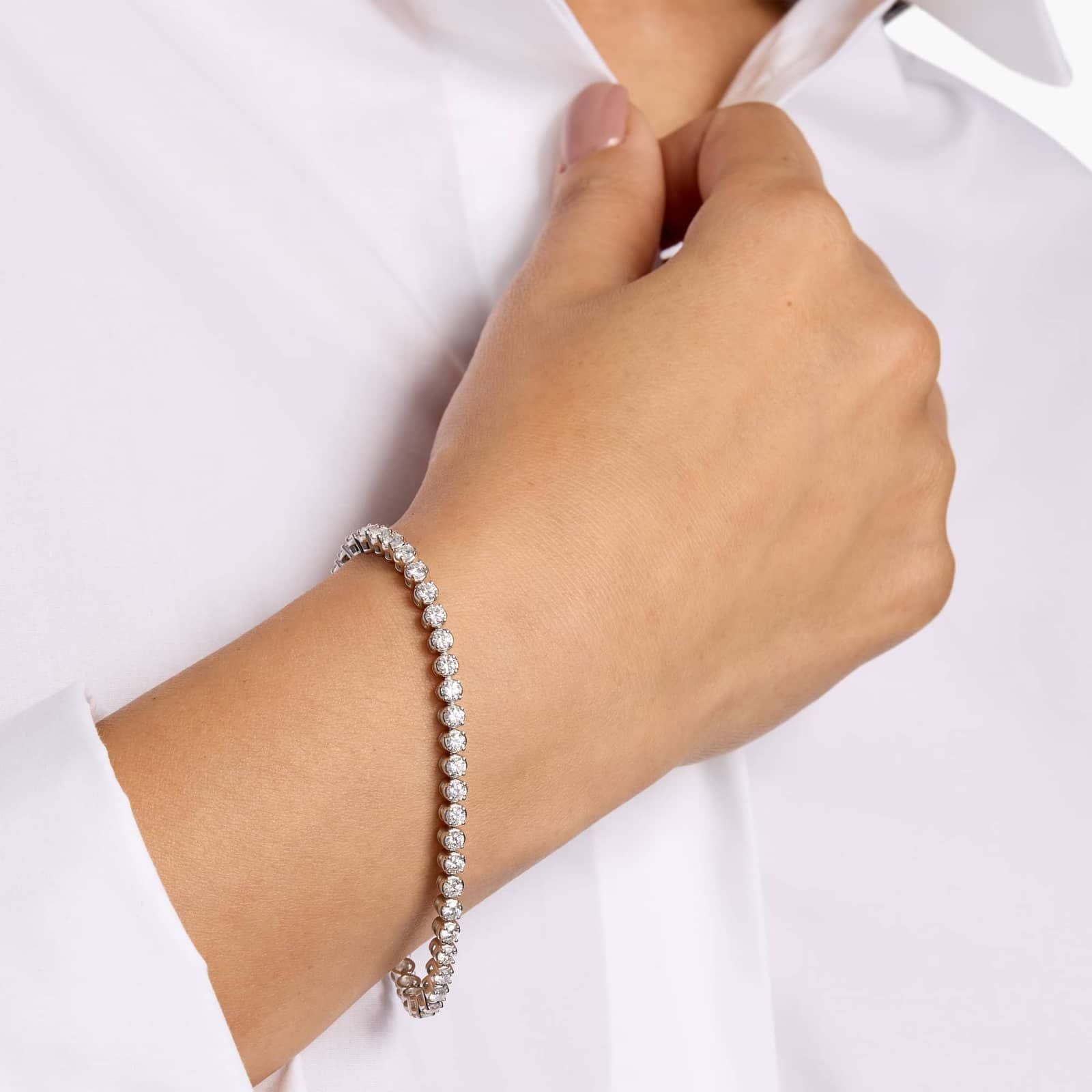 Women’s 925 Sterling Silver Diamond Tennis Bracelet  Classic Elegant Design